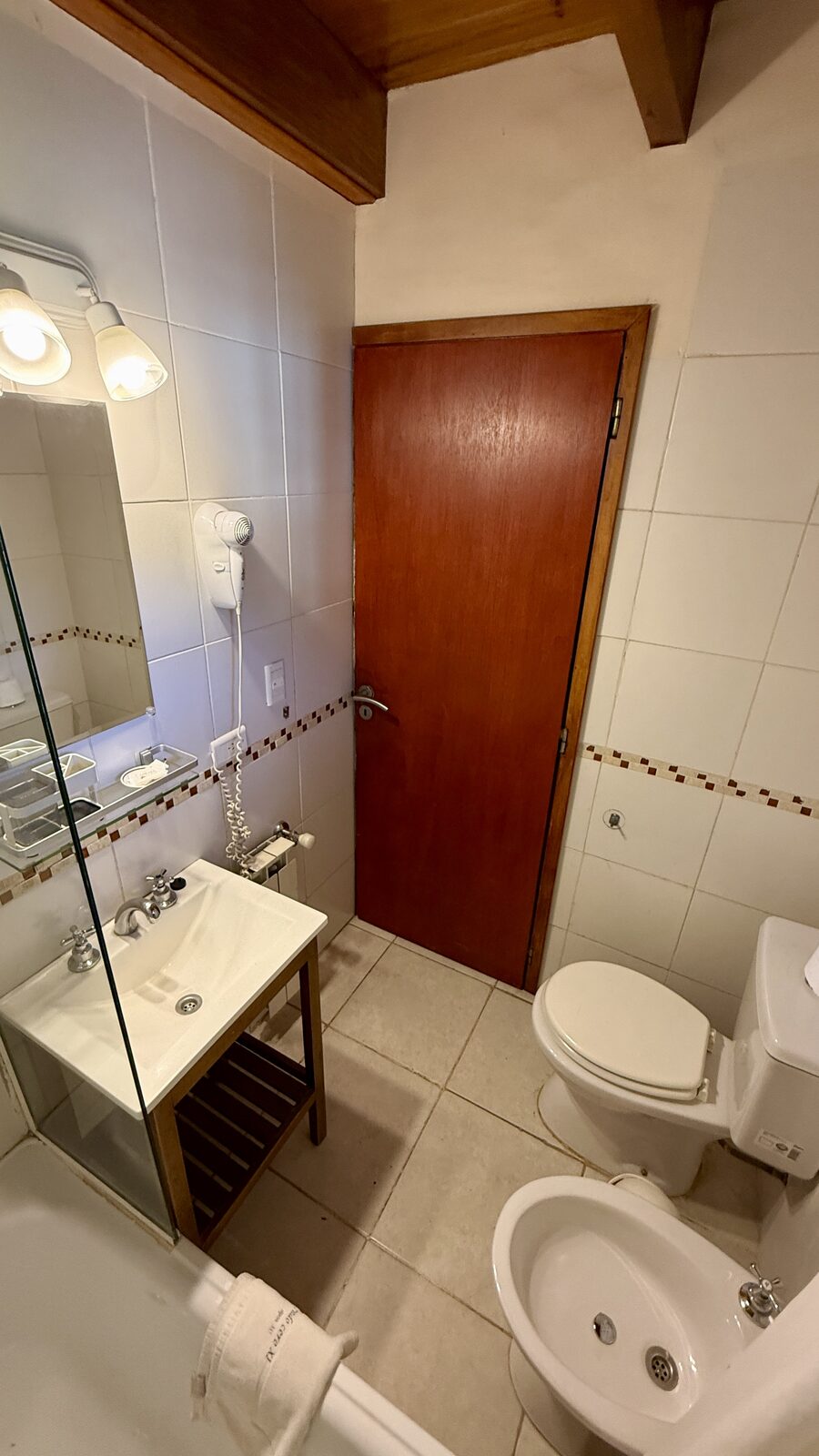 Dpto 1110 - baño con secador de pelo