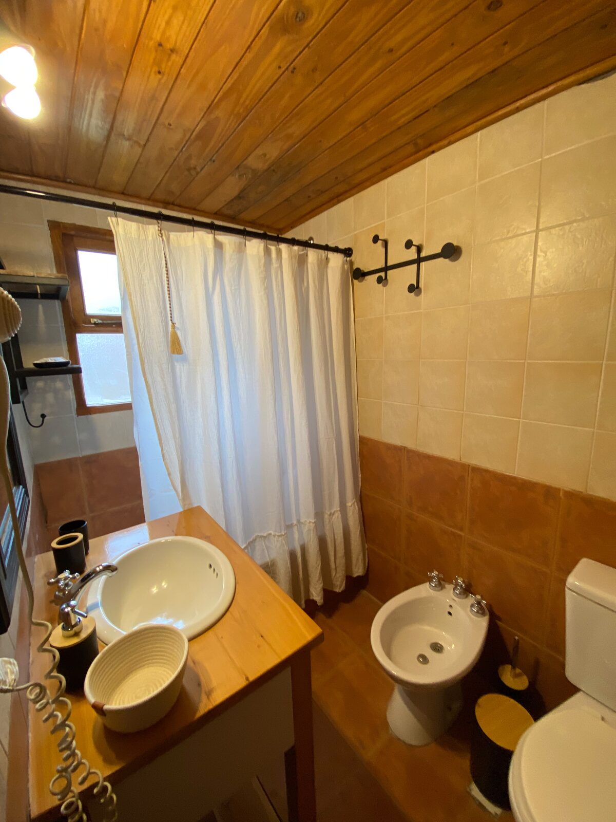 Dpto 21 - baño completo con bañera