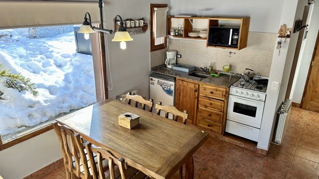 Dpto 63 - cocina con vista